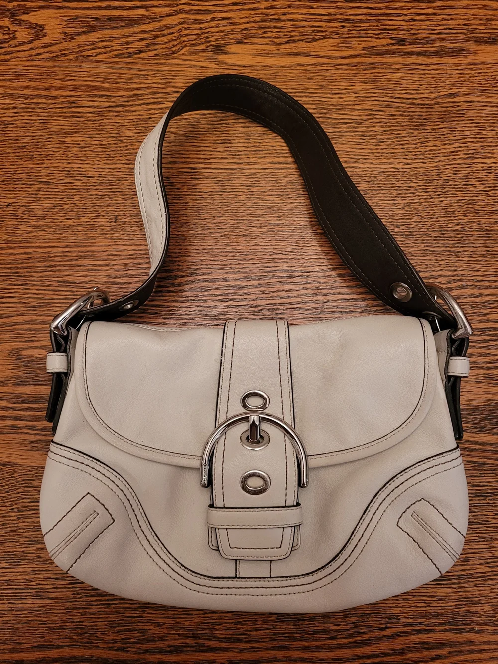 Vintage Coach Soho Cream Leather Shoulder Bag Y2K Buckle Straps Silver Hardware - Picture 1 of 12
